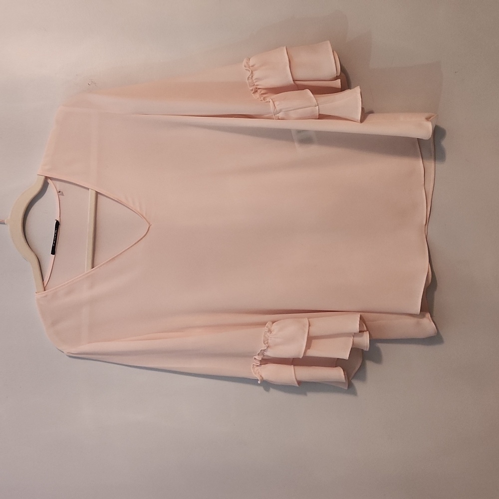 Tahari blouse